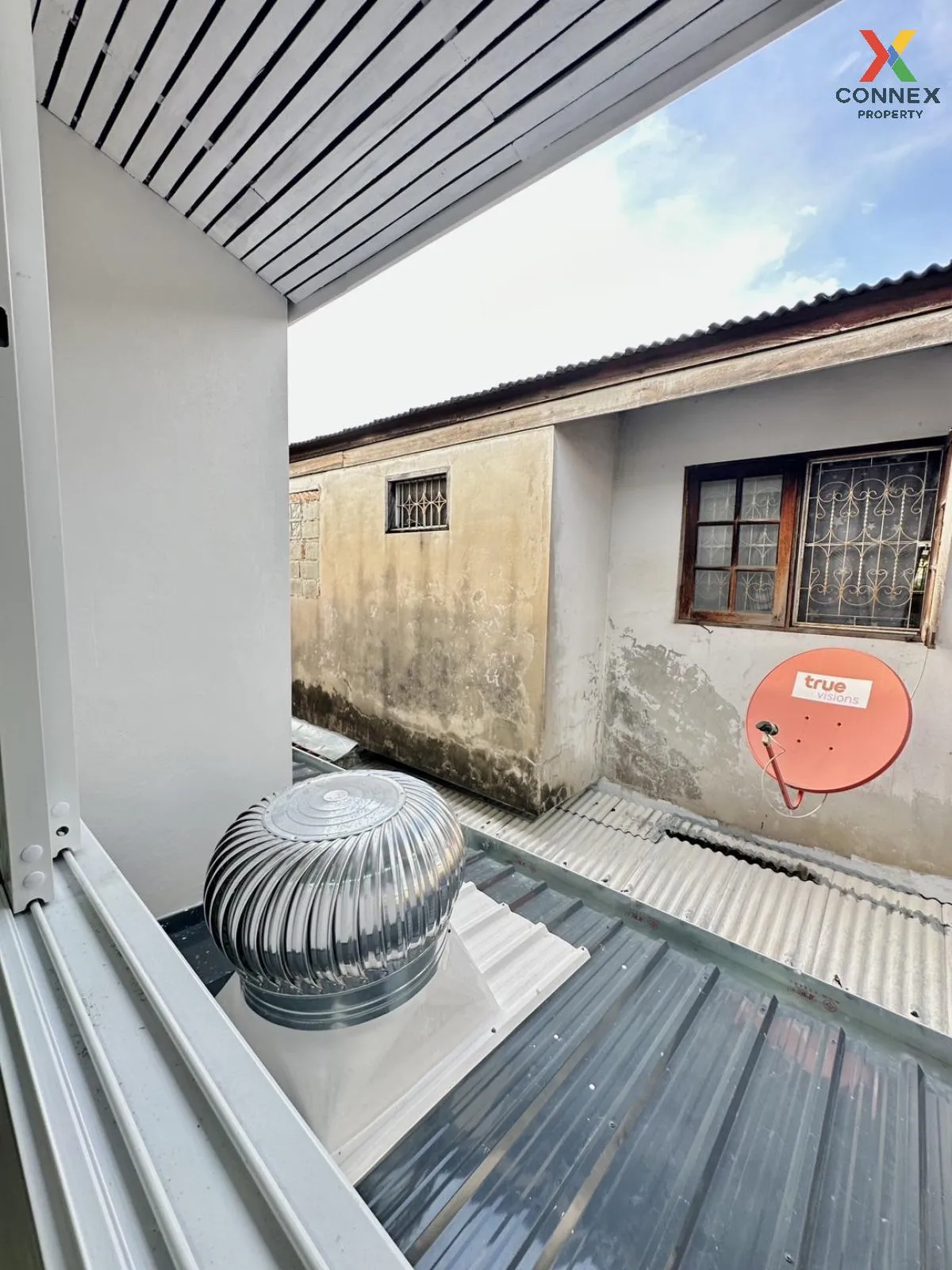 For Sale Townhouse/Townhome  , Ubon Chat 2 , newly renovated , Ba