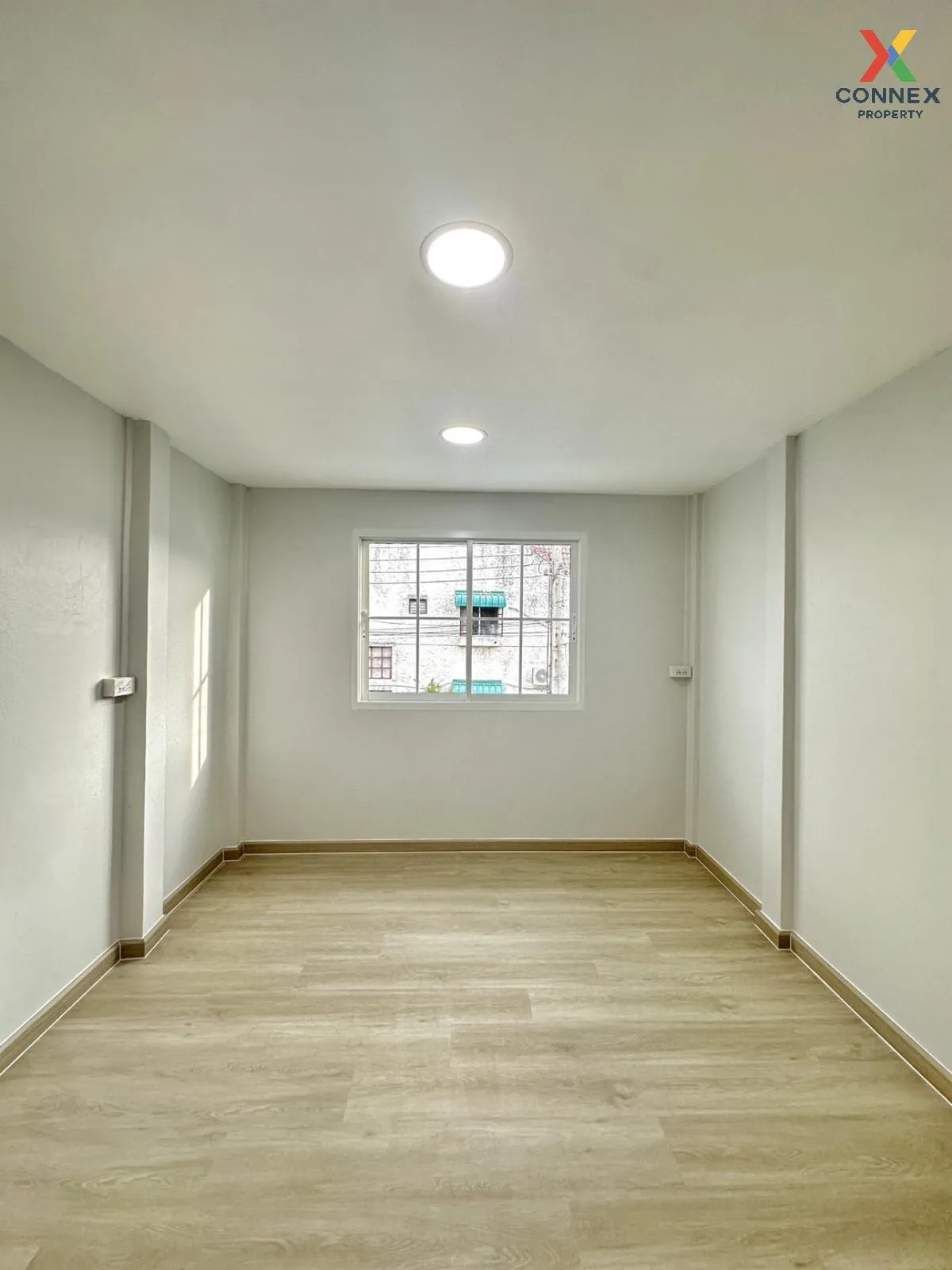 For Sale Townhouse/Townhome  , Ubon Chat 2 , newly renovated , Ba