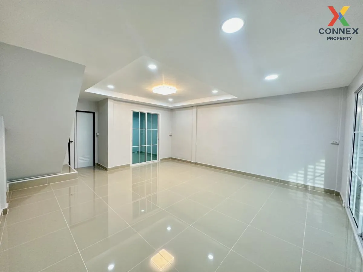 For Sale Townhouse/Townhome  , Ubon Chat 2 , newly renovated , Ba