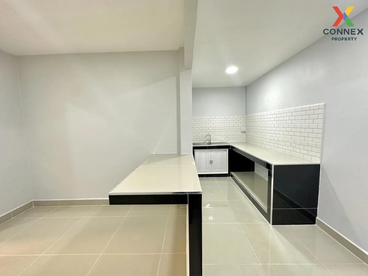 For Sale Townhouse/Townhome  , Ubon Chat 2 , newly renovated , Ba