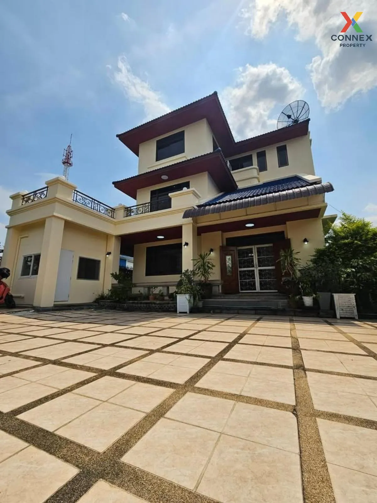 For Rent  Baan Lat Phrao 93 , wide frontage , Lat Phrao , Lat Phr 1