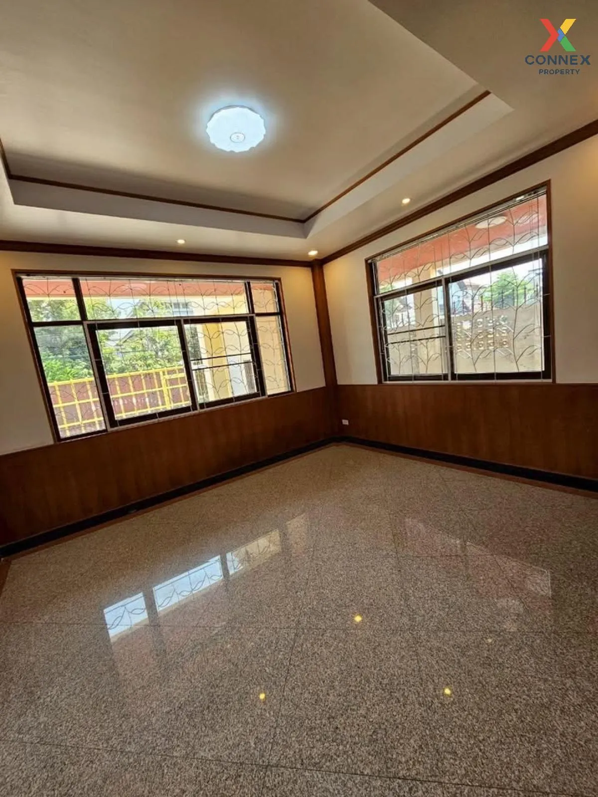 For Rent  Baan Lat Phrao 93 , wide frontage , Lat Phrao , Lat Phr 2