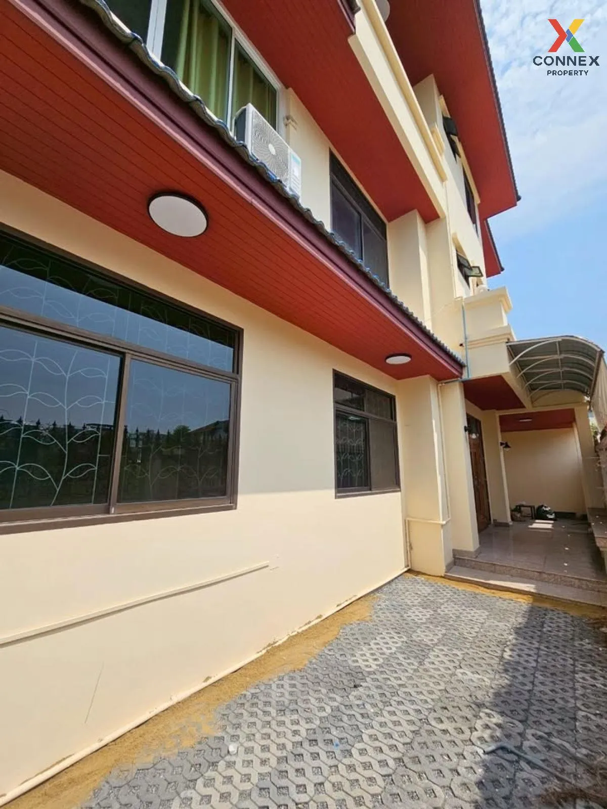 For Rent  Baan Lat Phrao 93 , wide frontage , Lat Phrao , Lat Phr