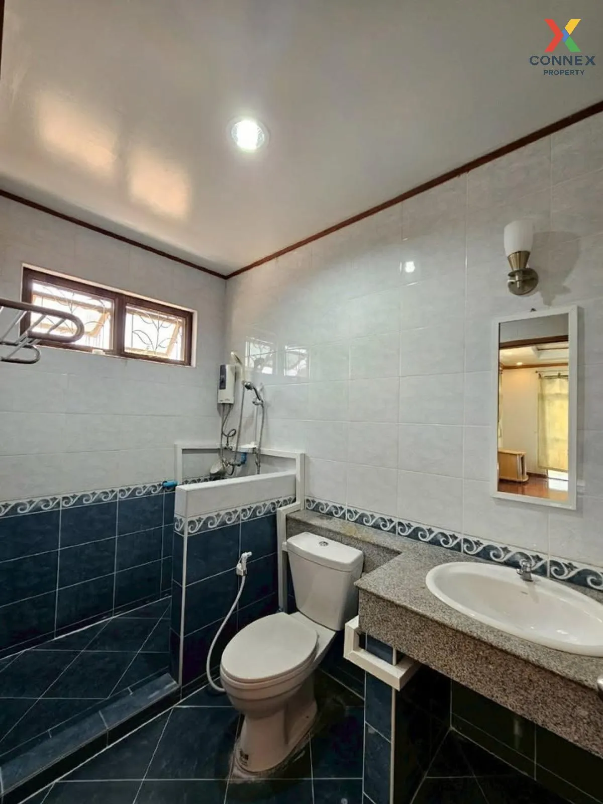 For Rent  Baan Lat Phrao 93 , wide frontage , Lat Phrao , Lat Phr