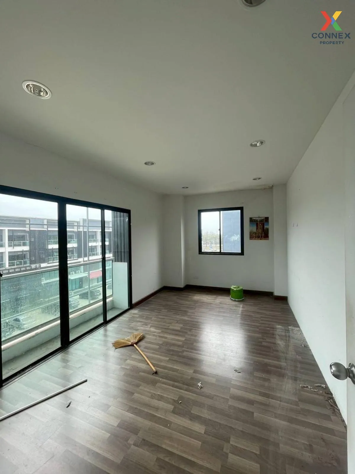 ขายโฮมออฟฟิศ  เดอะ วัน บางนา 1 ดอกไม้ เขต ประเวศ กรุงเทพ CX-12357 1