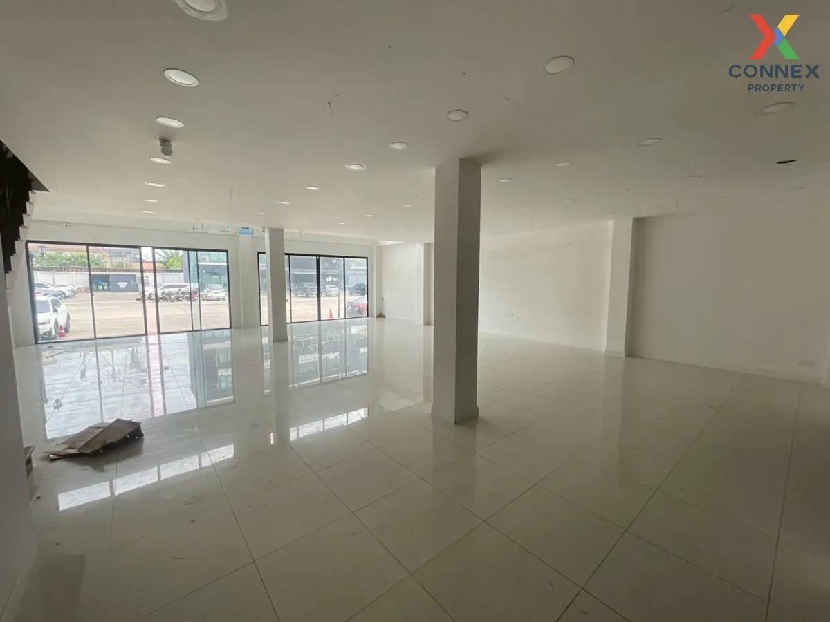 ขายโฮมออฟฟิศ  เดอะ วัน บางนา 1 ดอกไม้ เขต ประเวศ กรุงเทพ CX-12357