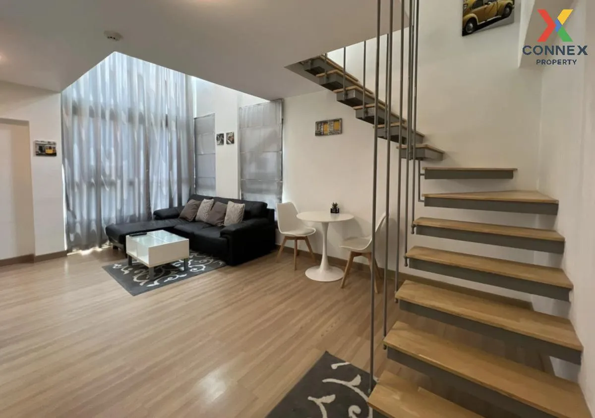 For Rent Condo , Zoom Condo Place , Duplex , corner unit , Khlong 1