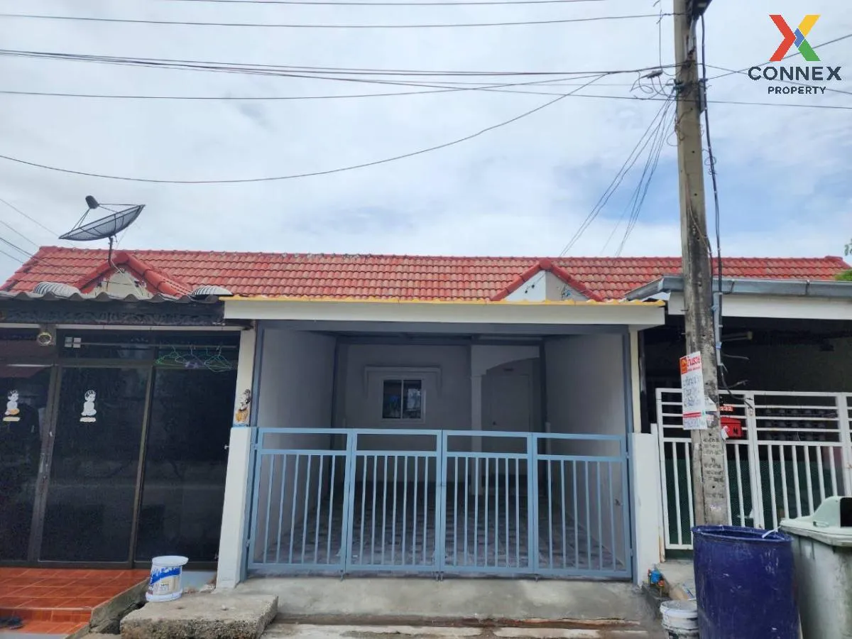 For Sale Townhouse/Townhome  , Baan Tabthong , Bang Bo , Bang Sao 1