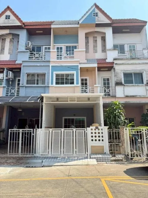 ขายทาวน์เฮ้าส์/ทาวน์โฮม  ปริญลักษณ์นวมินทร์ รีโนเวทใหม่ คลองกุ่ม เขต บึงกุ่ม กรุงเทพ CX-123674 ขายทาวน์เฮ้าส์/ทาวน์โฮม  ปริญลักษณ์นวมินทร์ รีโนเวทใหม่ คลองกุ่ม เขต บึงกุ่ม กรุงเทพ CX-123674