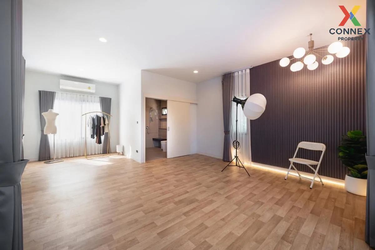 For Sale House , Setthasiri Thawiwatthana , Salathammasop Sop , T