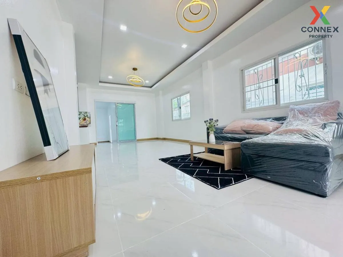 For Sale House , Baan Buathong 4 Baan Kluay-Sai Noi , newly renov
