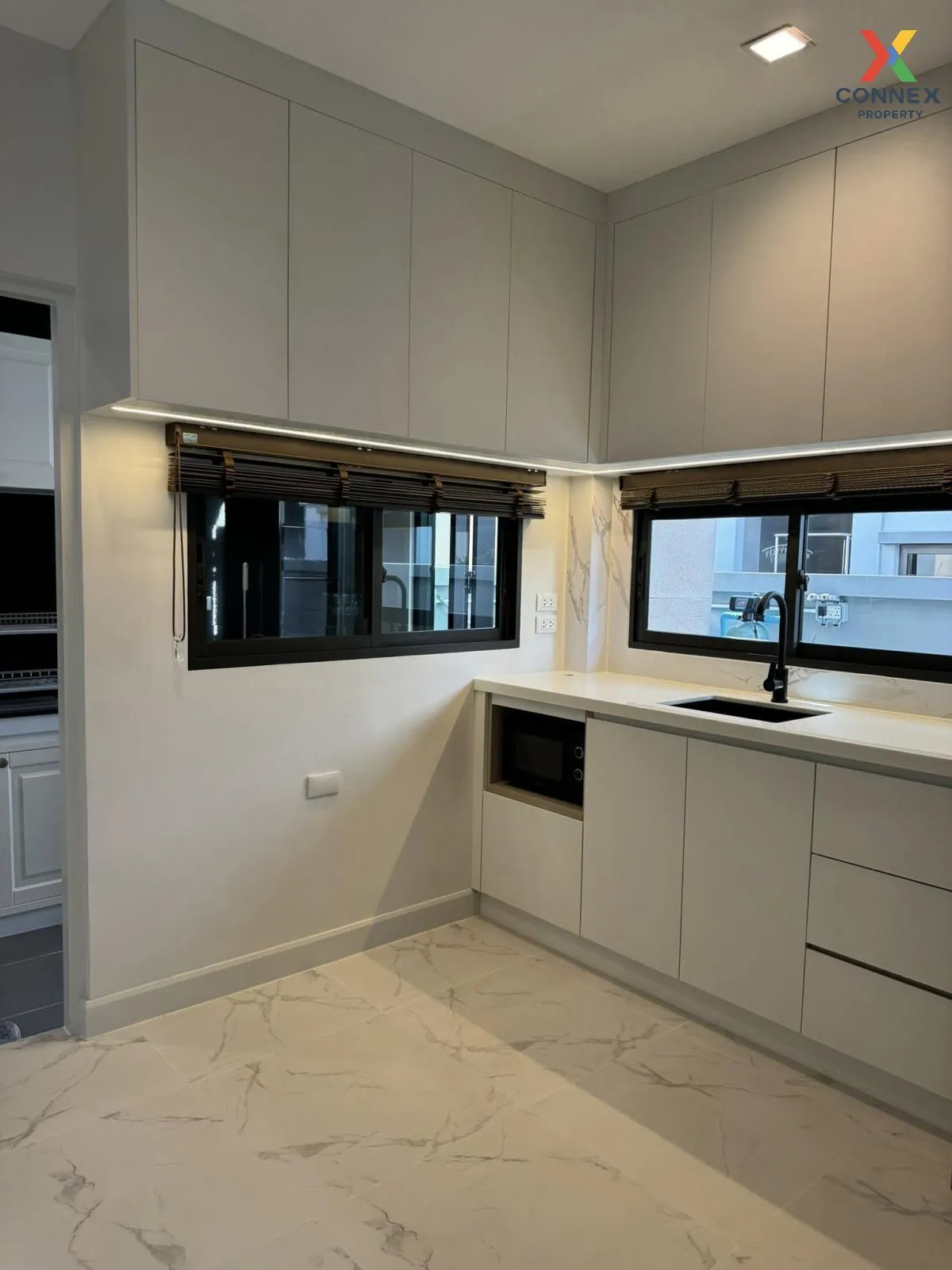 ขายบ้าน  เวนิว ไอดี เวสต์เกต บางแม่นาง บางใหญ่ นนทบุรี CX-123738