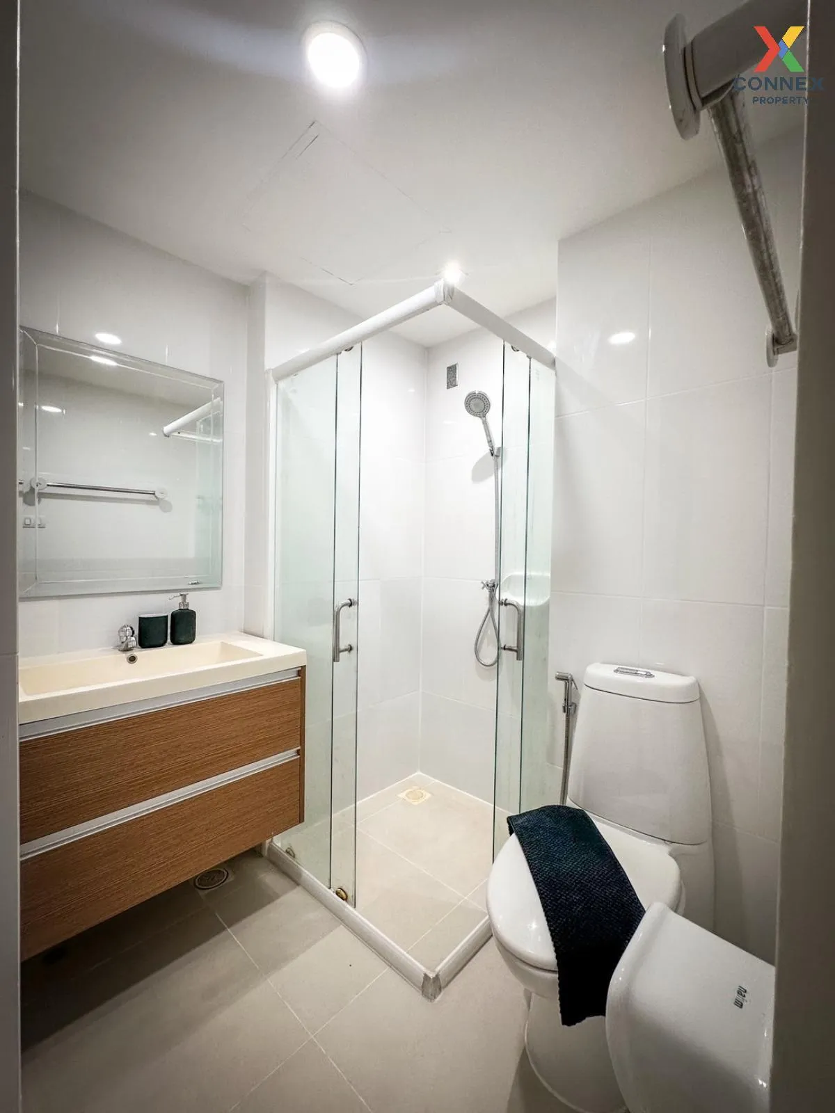 For Sale Condo , The Escape Sukhumvit 101/1 , newly renovated , B
