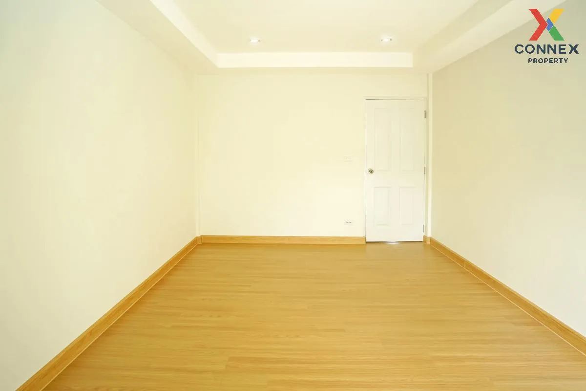 For Sale House , Baan Sudjit Nivate , newly renovated , Samae Dam