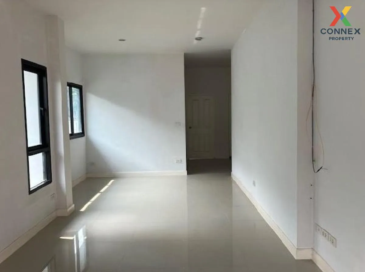 For Sale House , Nara Lake & Park , Ban Krot , Bang Pa-in , Phra  4