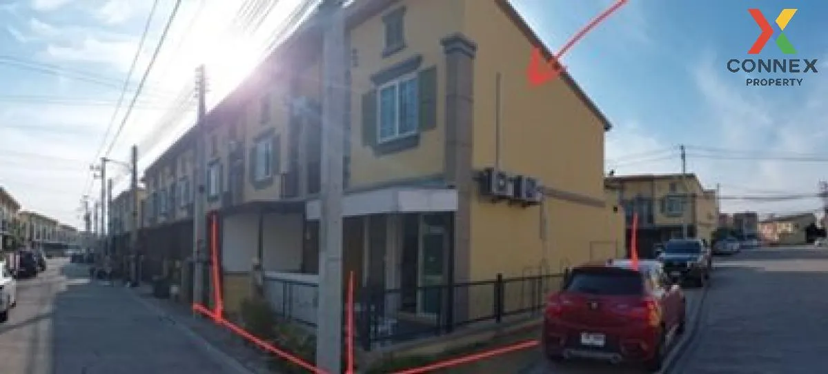 For Sale Townhouse/Townhome  , Golden Town Sriracha-Assumption ,  3