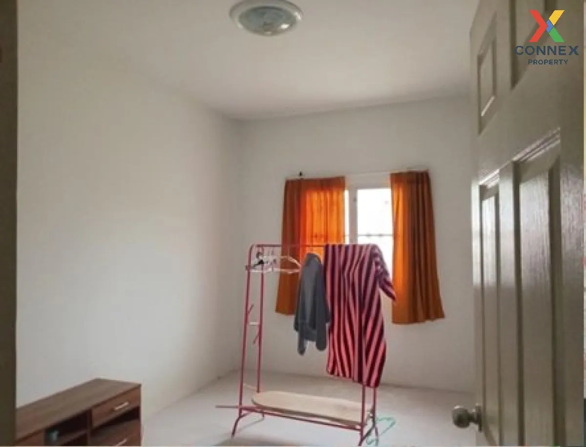 For Sale Townhouse/Townhome  , Baan Wananya Phanthong - Chonburi 