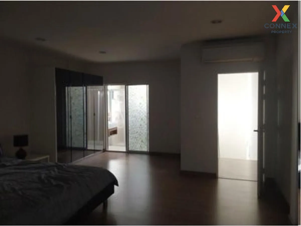 ขายทาวน์เฮ้าส์/ทาวน์โฮม  บ้านกลางเมือง สาทร - ตากสิน 2 บางค้อ เขต ขายทาวน์เฮ้าส์/ทาวน์โฮม  บ้านกลางเมือง สาทร - ตากสิน 2 บางค้อ เขต