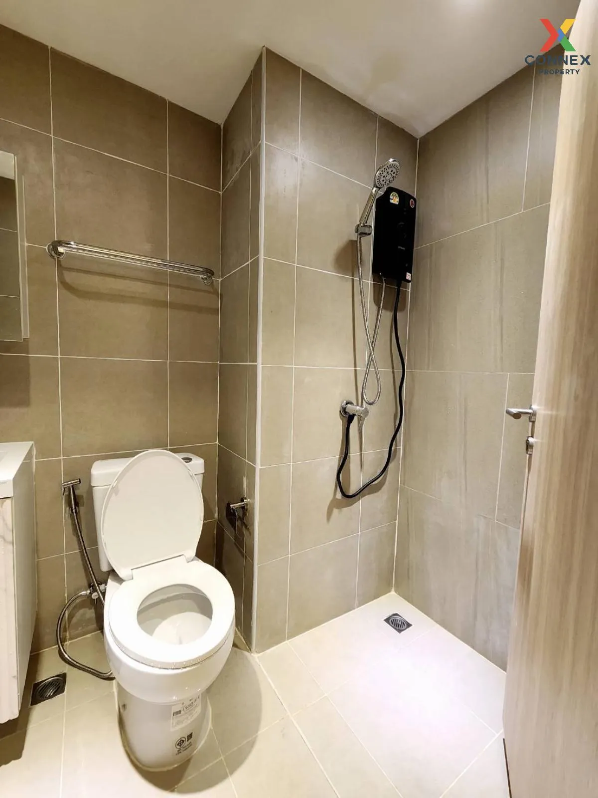 เช่าคอนโด  โมเดิร์น คอนโด เดอะ ฟอเรสท์ แสมดำ เขต บางขุนเทียน กรุง