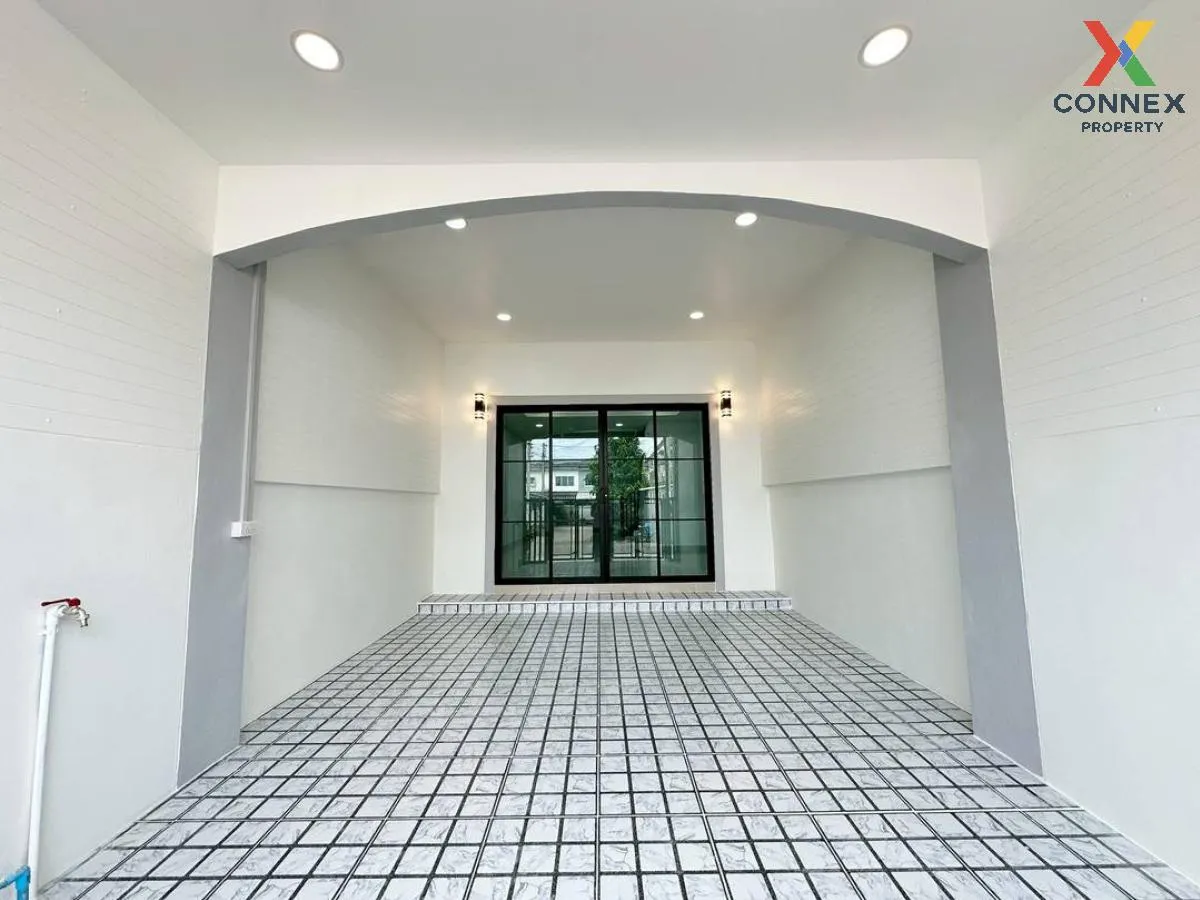 For Sale Townhouse/Townhome  , Baan Nunticha 4 , newly renovated 