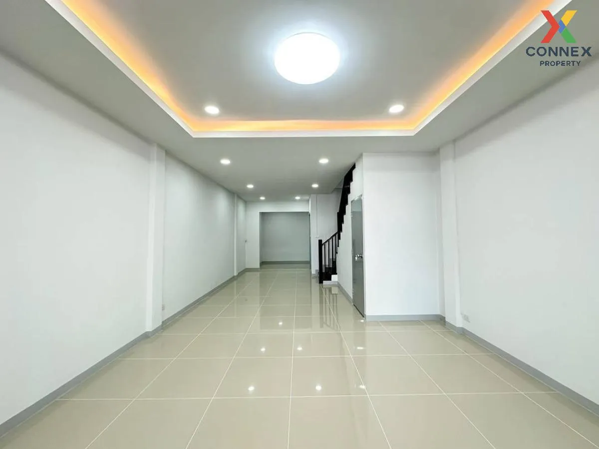 For Sale Townhouse/Townhome  , Baan Nunticha 4 , newly renovated 