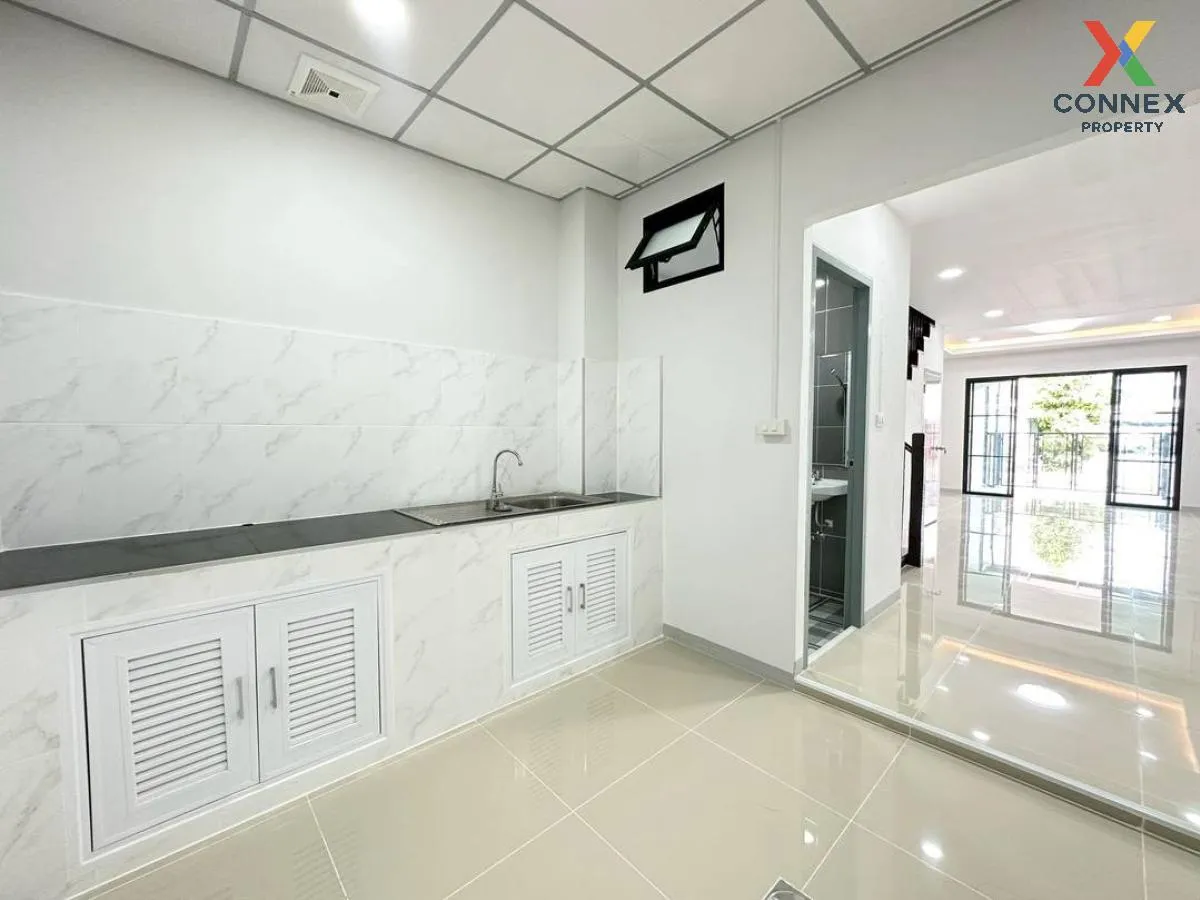 For Sale Townhouse/Townhome  , Baan Nunticha 4 , newly renovated 