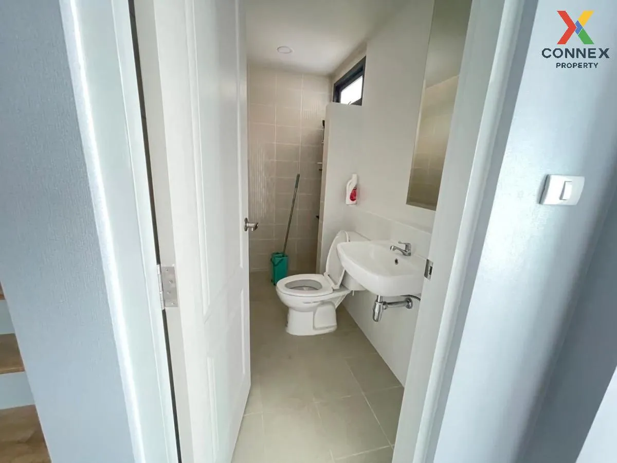 For Rent House , Centro Bangna - Kingkaew , wide frontage , Racha