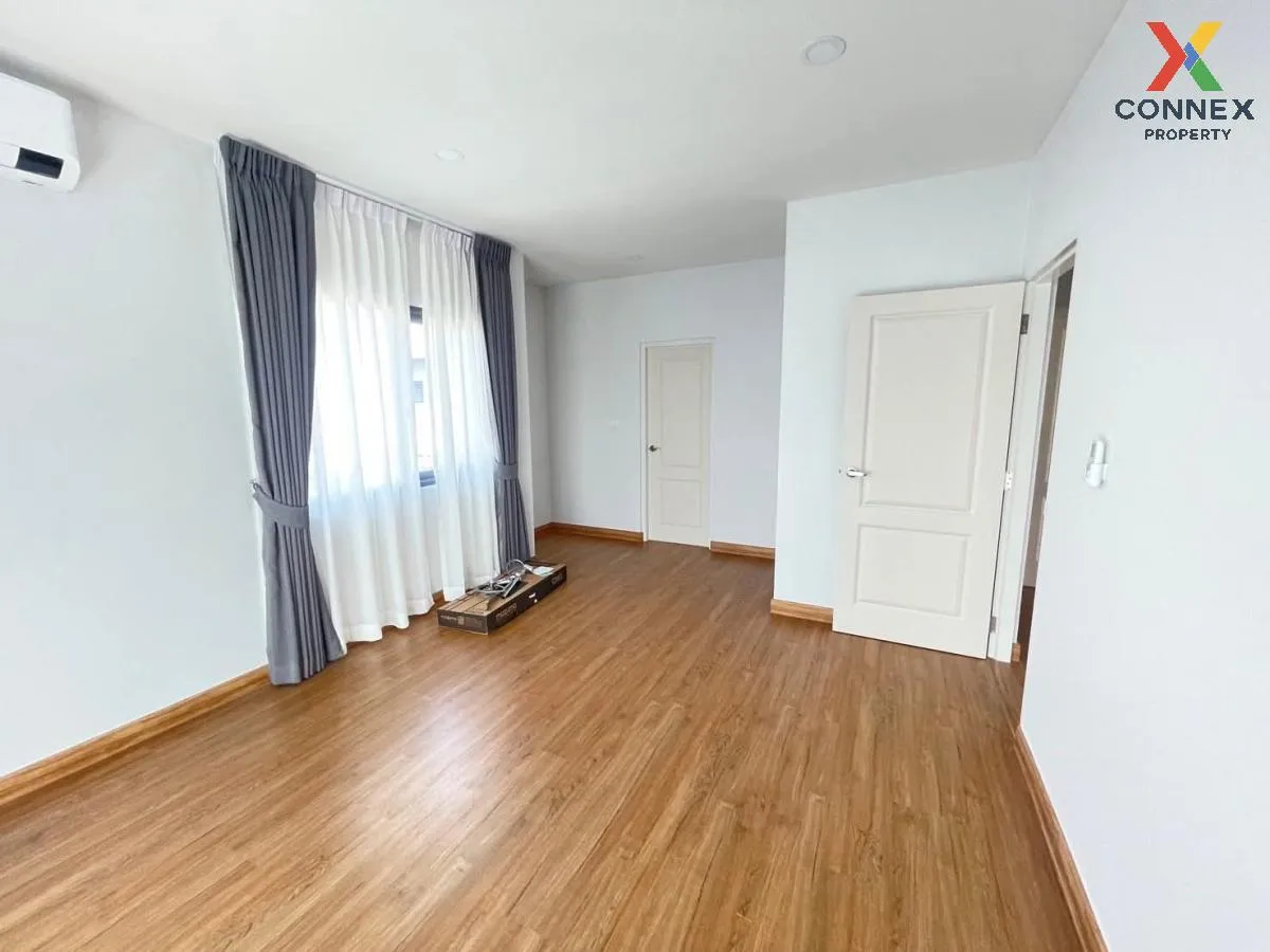 For Rent House , Centro Bangna - Kingkaew , wide frontage , Racha