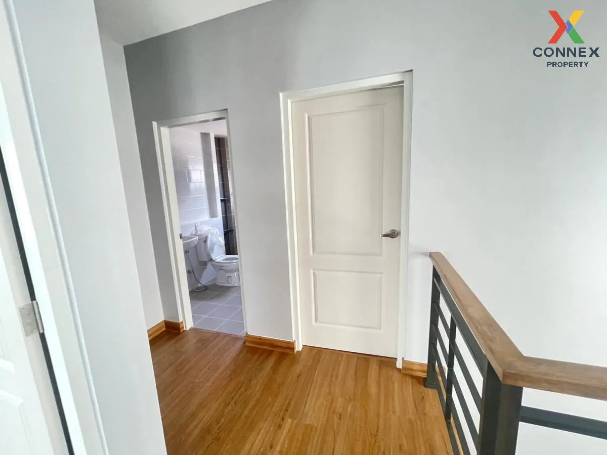 For Rent House , Centro Bangna - Kingkaew , wide frontage , Racha