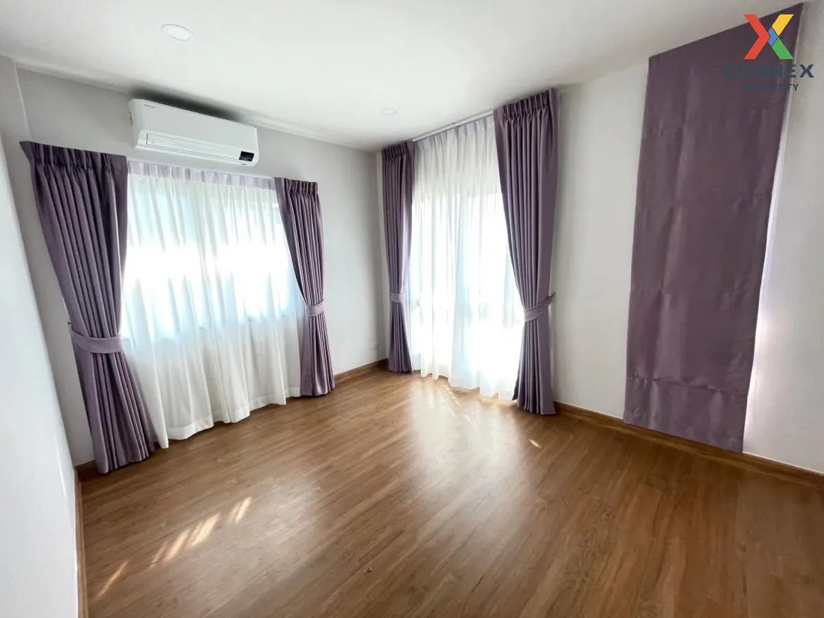 For Rent House , Centro Bangna - Kingkaew , wide frontage , Racha