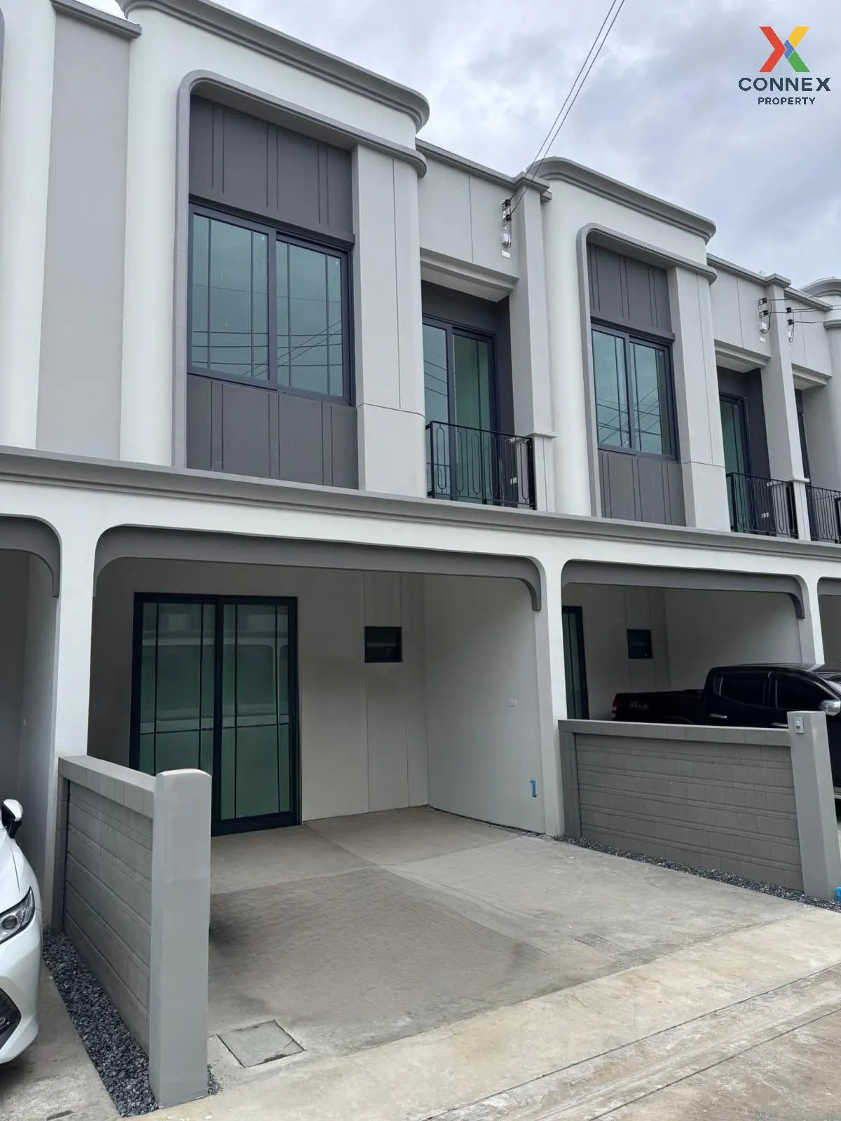 For Rent Townhouse/Townhome  , Goldina Sukhumvit - Bearing , BTS- 1