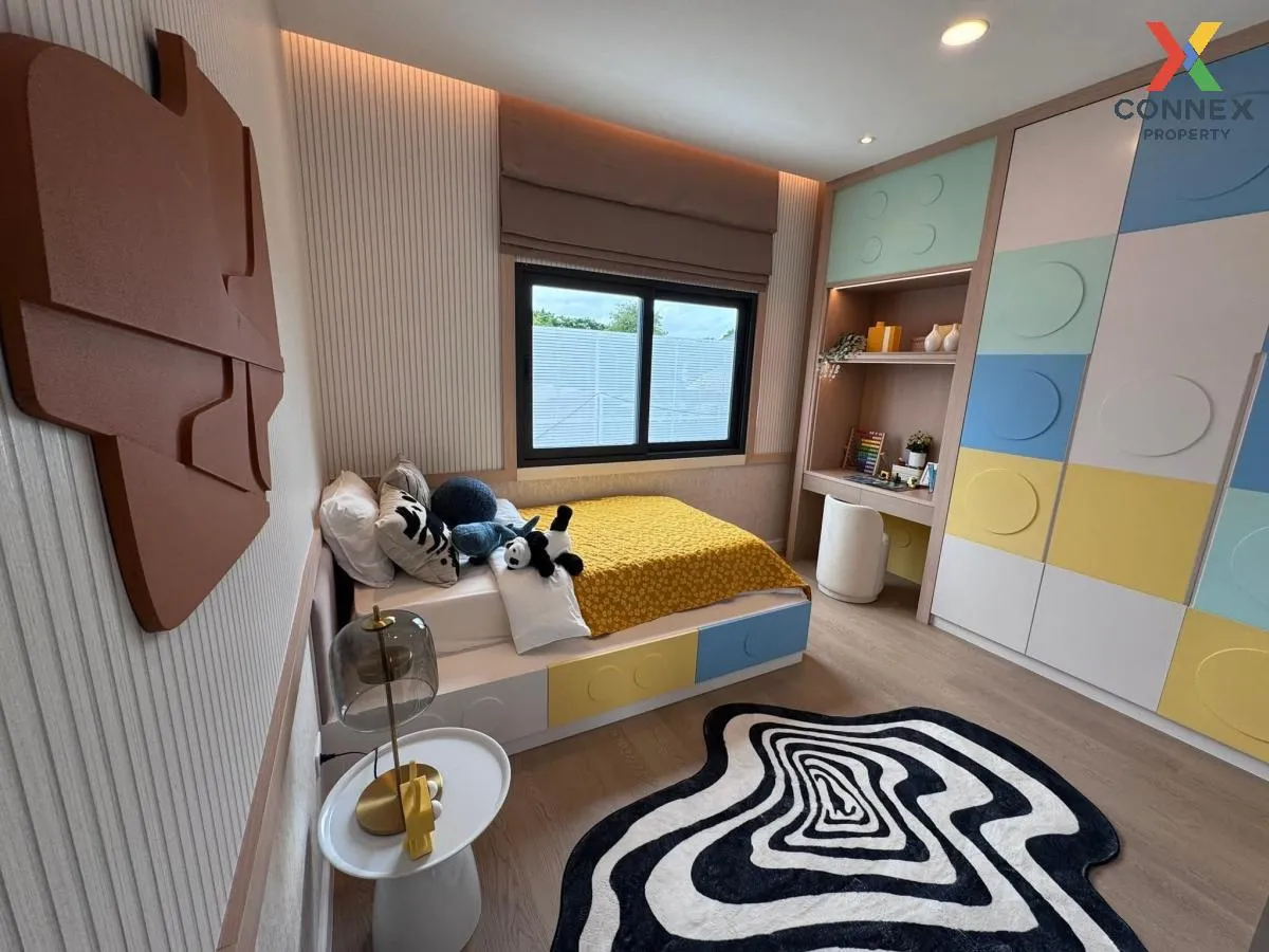 For Rent Townhouse/Townhome  , Goldina Sukhumvit - Bearing , BTS-