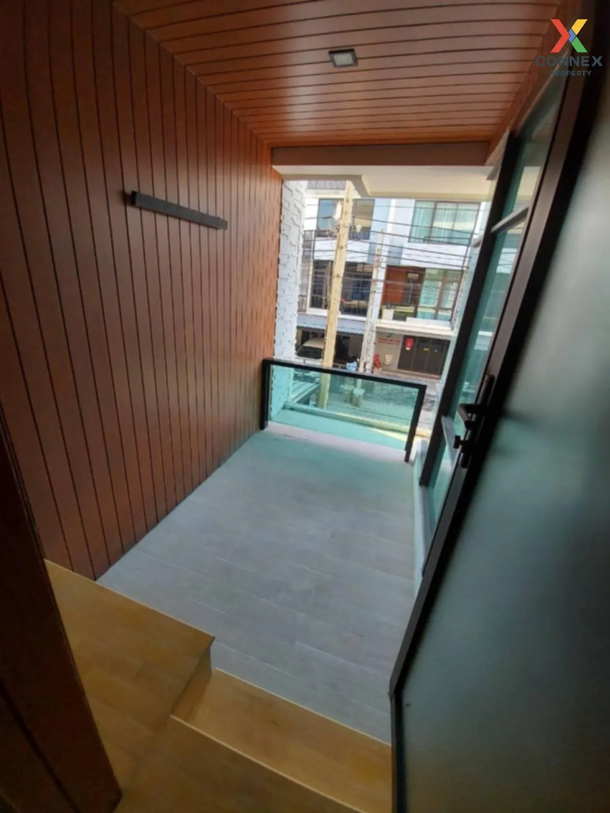 For Rent Townhouse/Townhome  , PLEX BANGNA , wide frontage , Bang