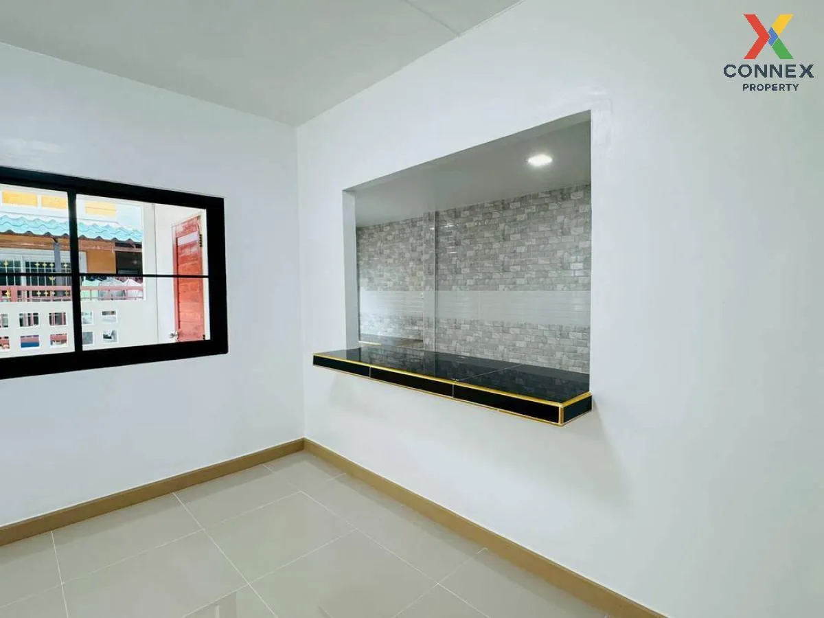 For Sale Townhouse/Townhome  , Baan Pruksa 10 Bang Kruai - Sai No For Sale Townhouse/Townhome  , Baan Pruksa 10 Bang Kruai - Sai No