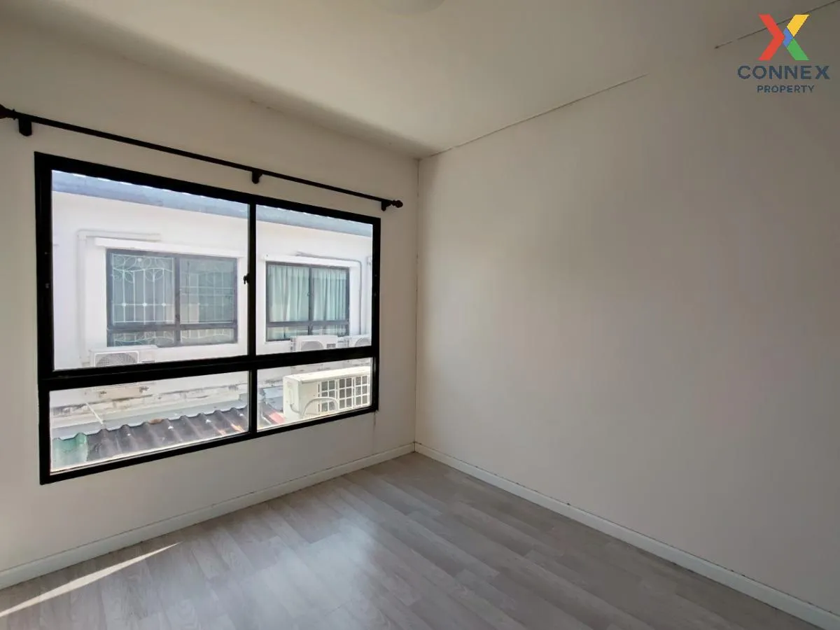 ขายทาวน์เฮ้าส์/ทาวน์โฮม  พฤกษาไลท์ ล็อกซ์ สุขุมวิท - เทพารักษ์ หน