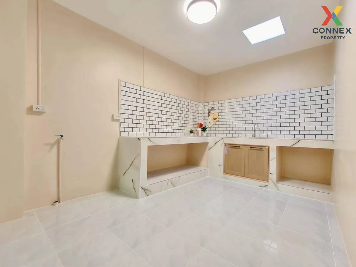 For Sale Townhouse/Townhome  , Baan Pimonrat 3 , Sai Noi , Sai No