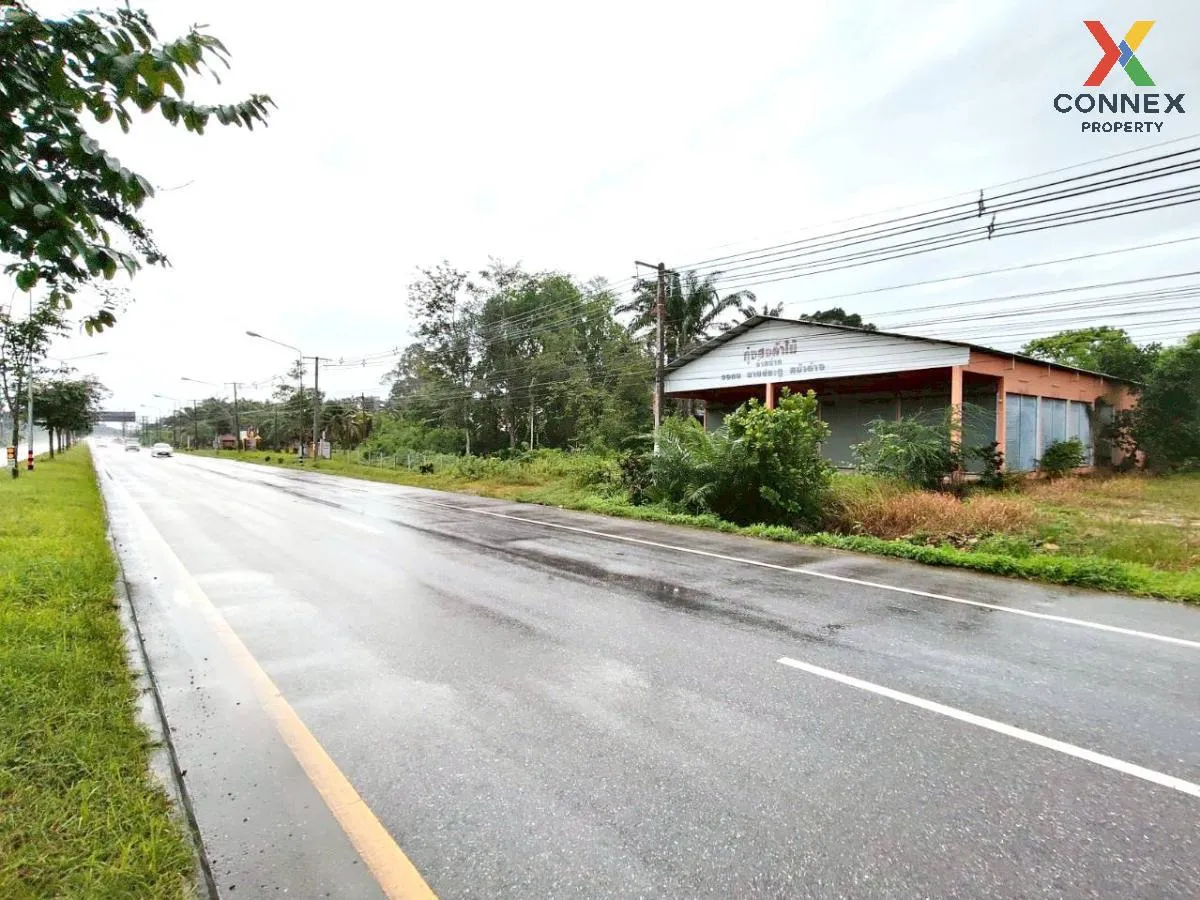 For Sale Warehouse for sale, on the road , Khlong Thom Tai , Khlo 4