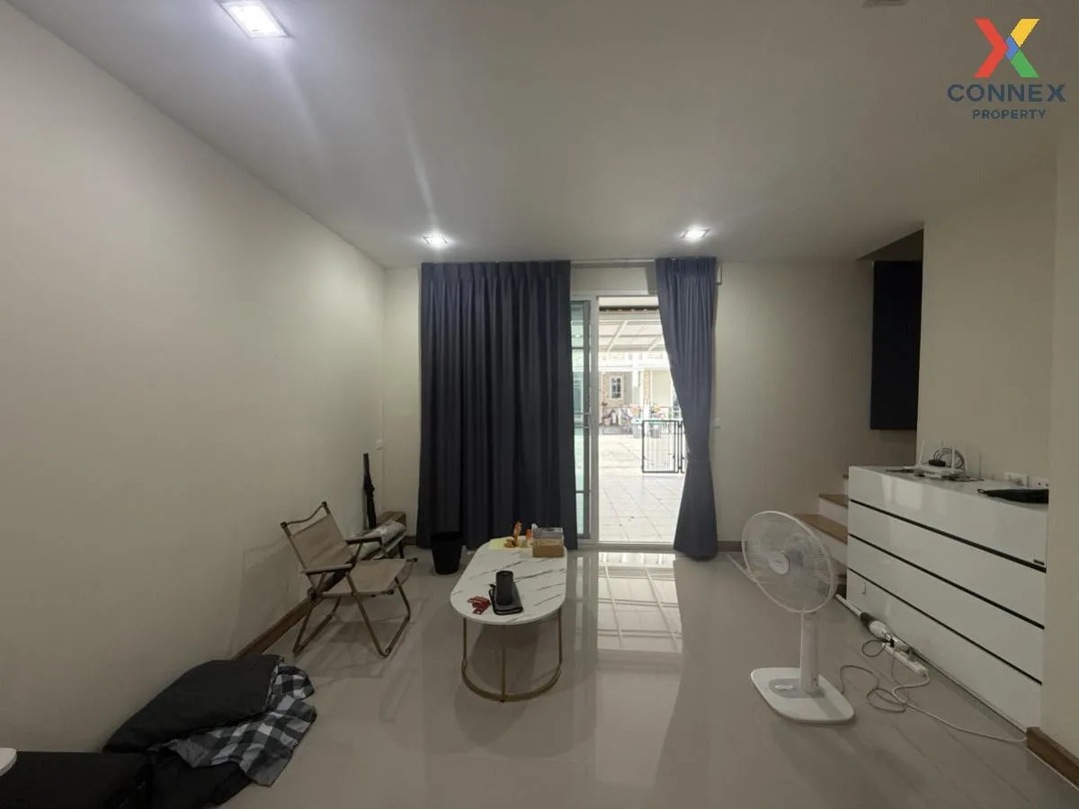 ขายทาวน์เฮ้าส์/ทาวน์โฮม  โกลเด้นทาวน์  รามอินทรา-วงแหวน วิวสวย บา 3