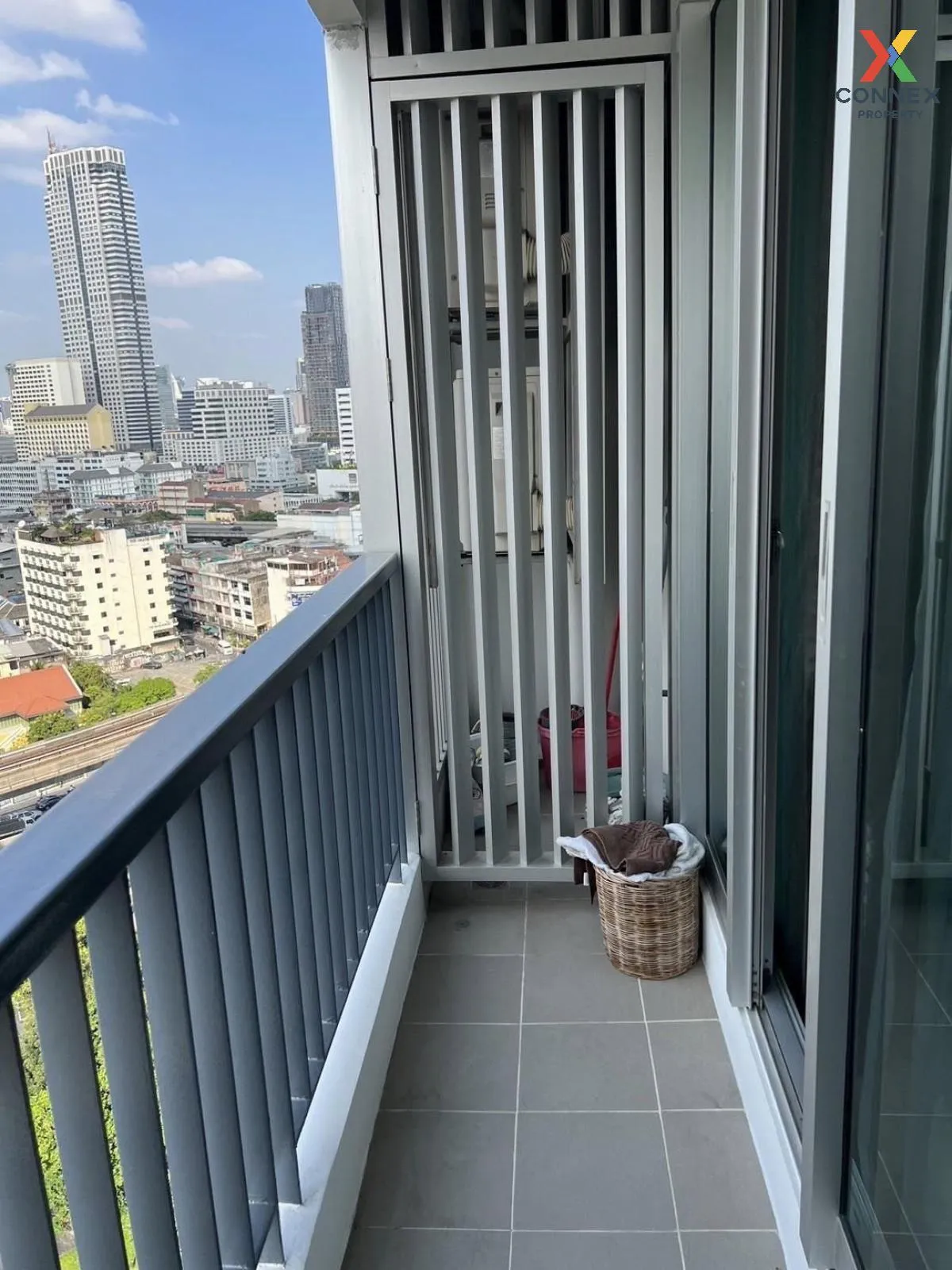 เช่าคอนโด  ริทึ่ม สาทร BTS-สะพานตากสิน ทุ่งมหาเมฆ เขต สาทร กรุงเท