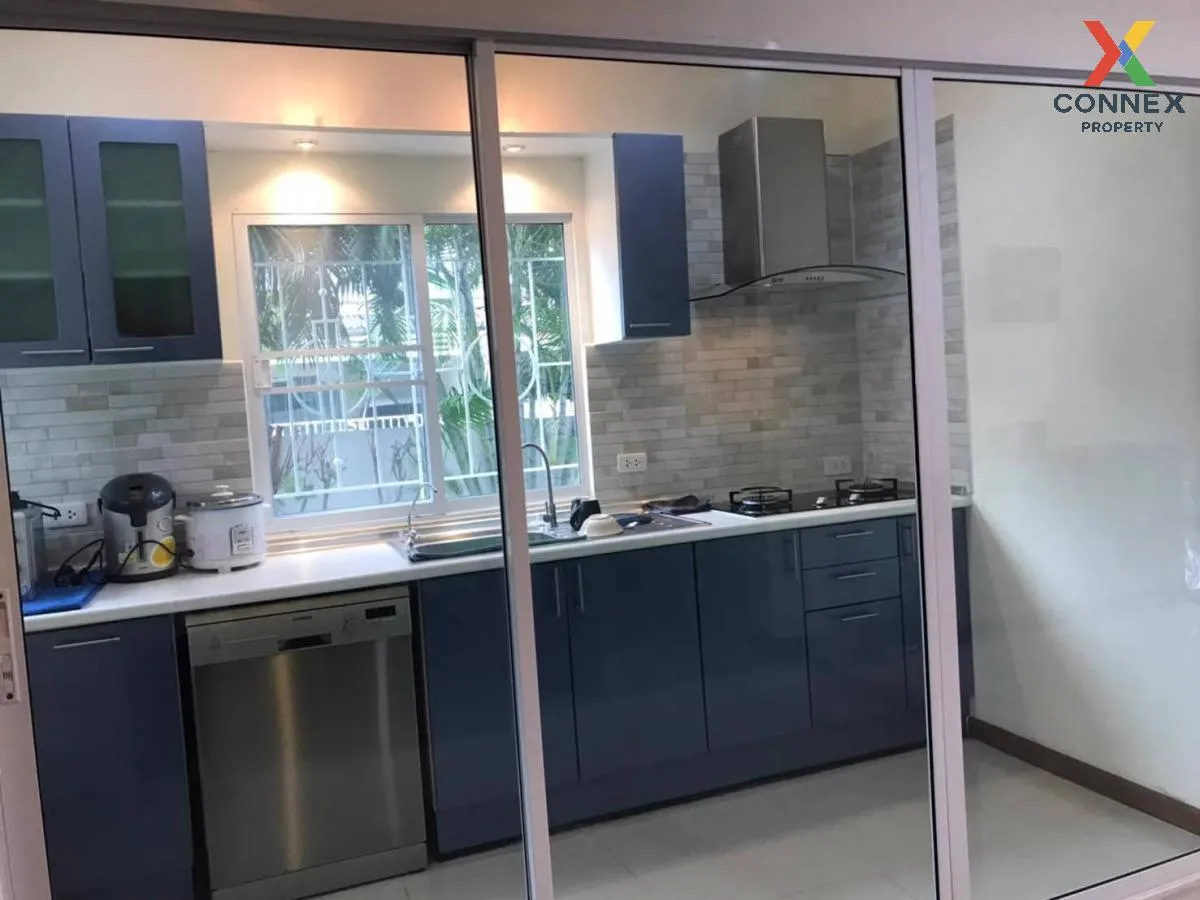 ขายทาวน์เฮ้าส์/ทาวน์โฮม  วิลเลต ซิตี้ พัฒนาการ 38 หน้ากว้าง MRT-ก