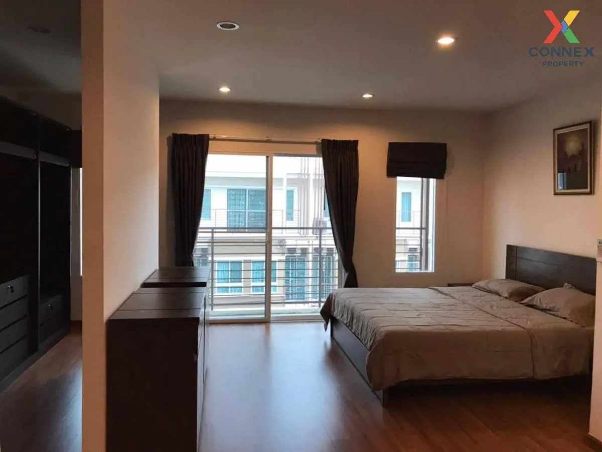 ขายทาวน์เฮ้าส์/ทาวน์โฮม  วิลเลต ซิตี้ พัฒนาการ 38 หน้ากว้าง MRT-ก