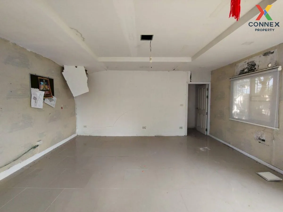 For Sale Townhouse/Townhome  , Pruksa Ville 66/2 Bangna - Nhamdae