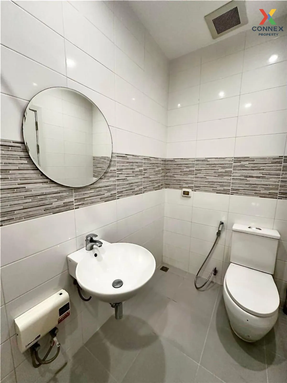 ขายคอนโด  วินด์ รัชโยธิน ชั้นสูง รีโนเวทใหม่ BTS-พหลโยธิน 24 ลาดย ขายคอนโด  วินด์ รัชโยธิน ชั้นสูง รีโนเวทใหม่ BTS-พหลโยธิน 24 ลาดย