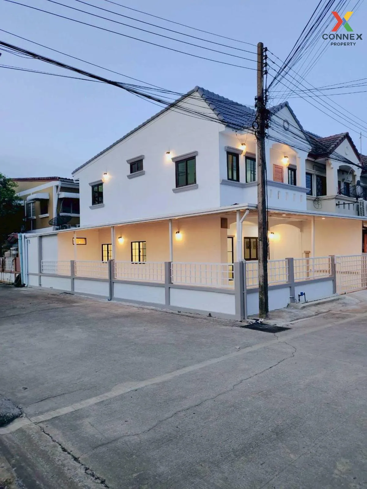 ขายทาวน์เฮ้าส์/ทาวน์โฮม  บ้านฟ้ารังสิต คลอง 4 หน้ากว้าง รีโนเวทให 3