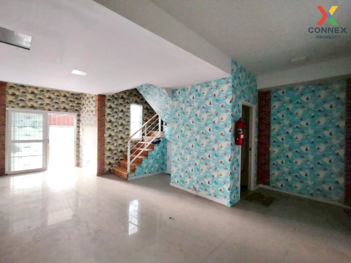 For Sale Townhouse/Townhome  , Baan Pruksa 114C Teparak-Muengmai 