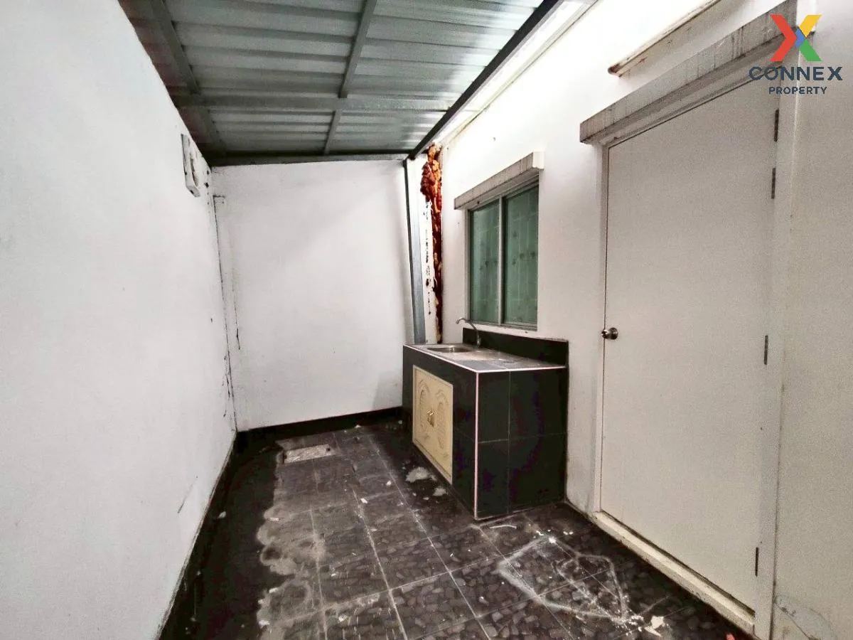 For Sale Townhouse/Townhome  , Baan Pruksa 114C Teparak-Muengmai 