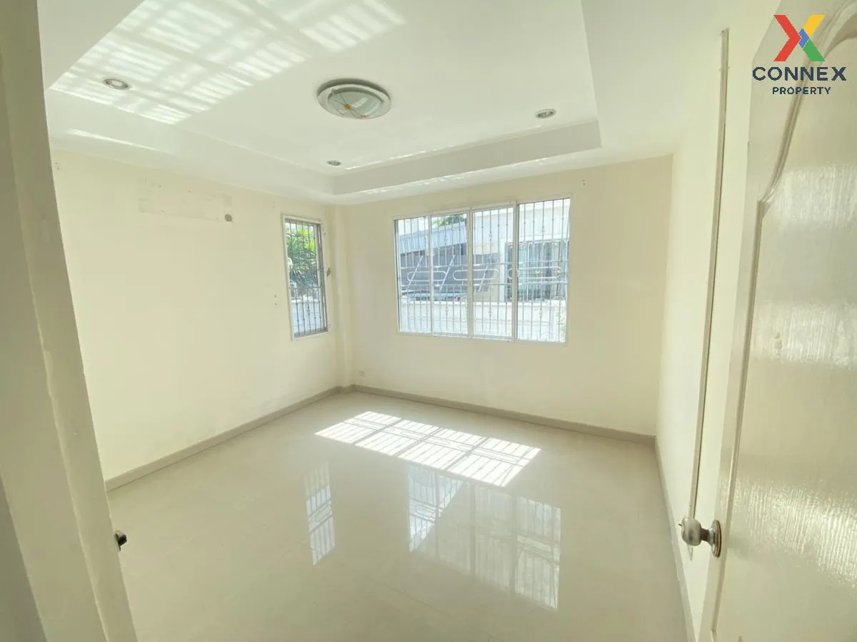 For Sale House , Baan Arpakorn 2 , wide frontage , Sala Ya , Phut