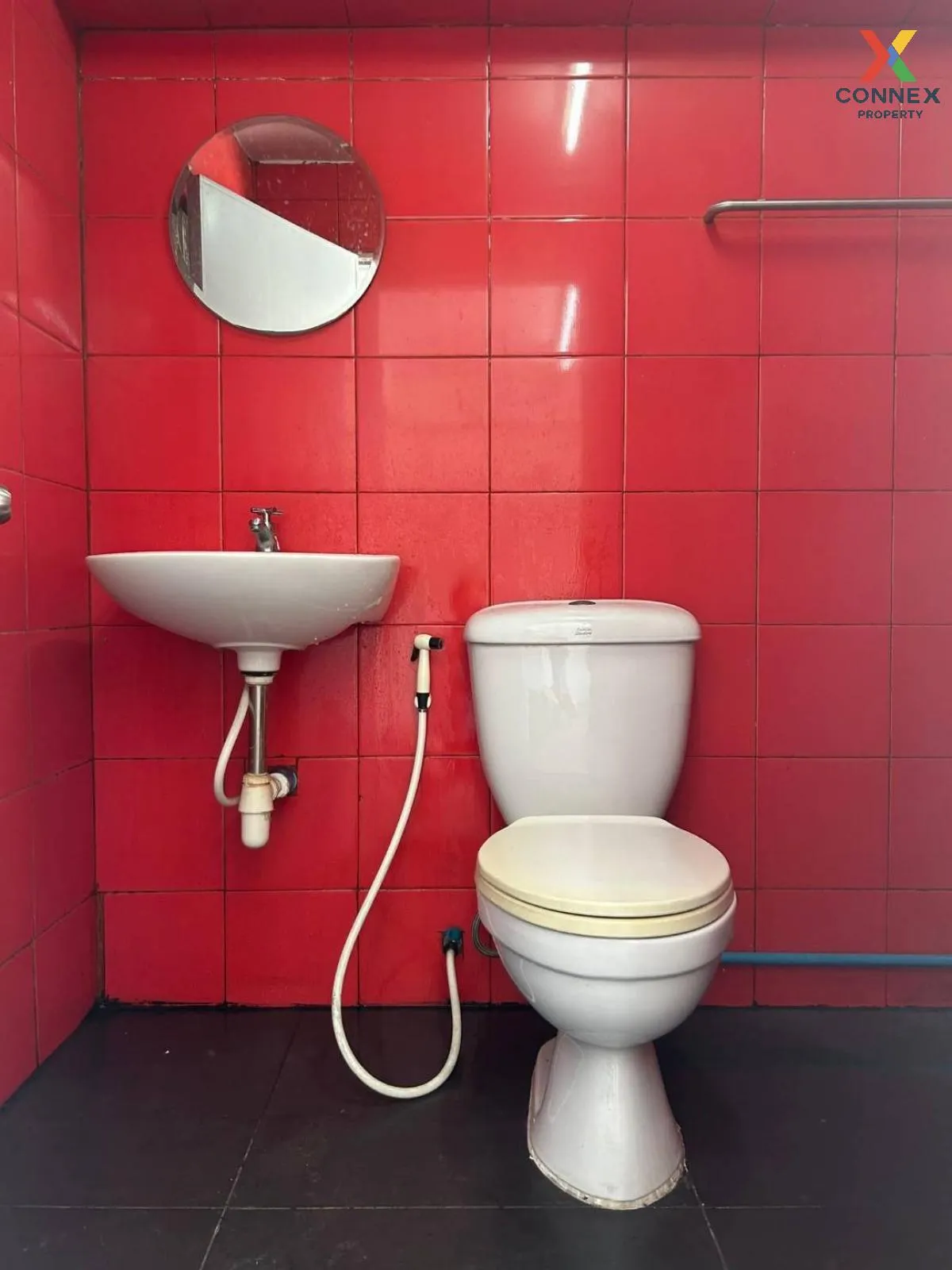 ขายทาวน์เฮ้าส์/ทาวน์โฮม  อยู่เจริญ วิภาวดี หน้ากว้าง สนามบิน เขต  ขายทาวน์เฮ้าส์/ทาวน์โฮม  อยู่เจริญ วิภาวดี หน้ากว้าง สนามบิน เขต