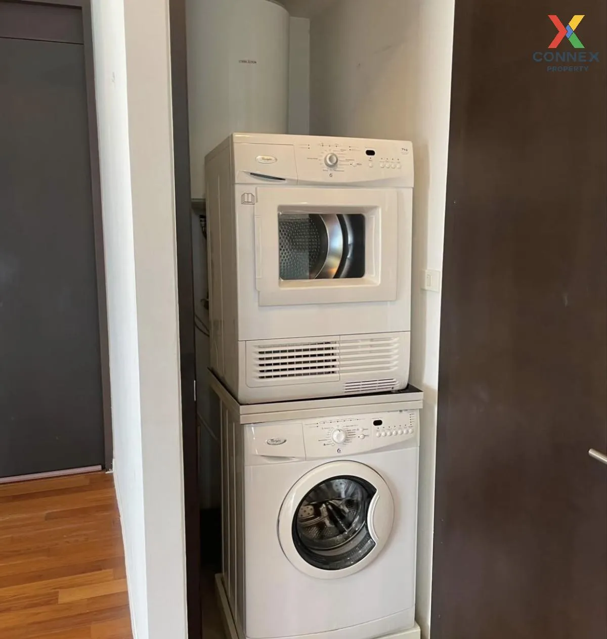 ขายคอนโด  อมันตา ลุมพินี-พระราม 4 MRT-คลองเตย ทุ่งมหาเมฆ เขต สาทร