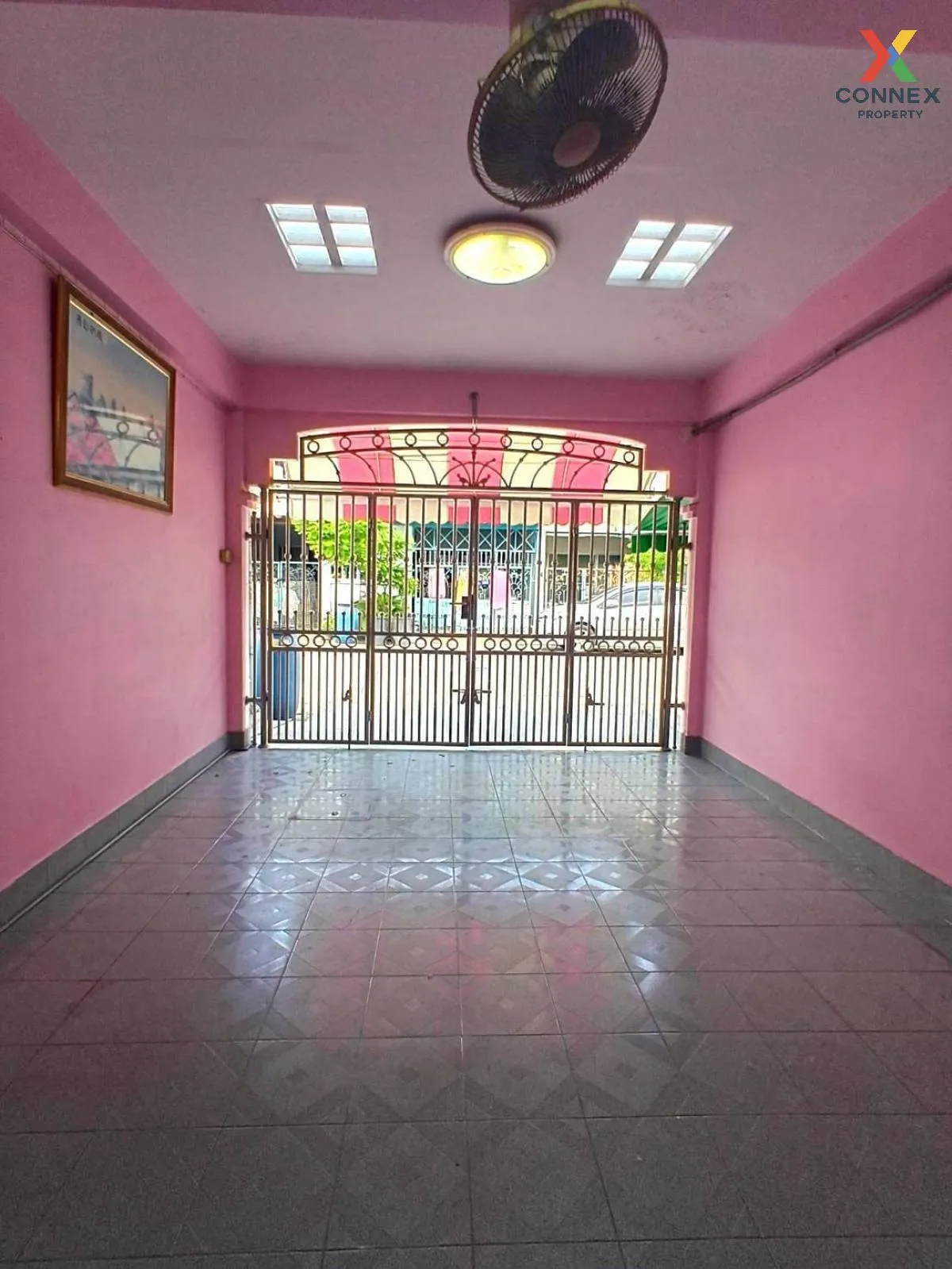 For Sale Townhouse/Townhome  , Sinthawee Ngam Charoen , Tha Kham  2
